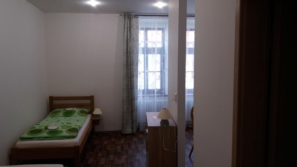 Penzion a wellness U Třeboňské madony Extérieur photo