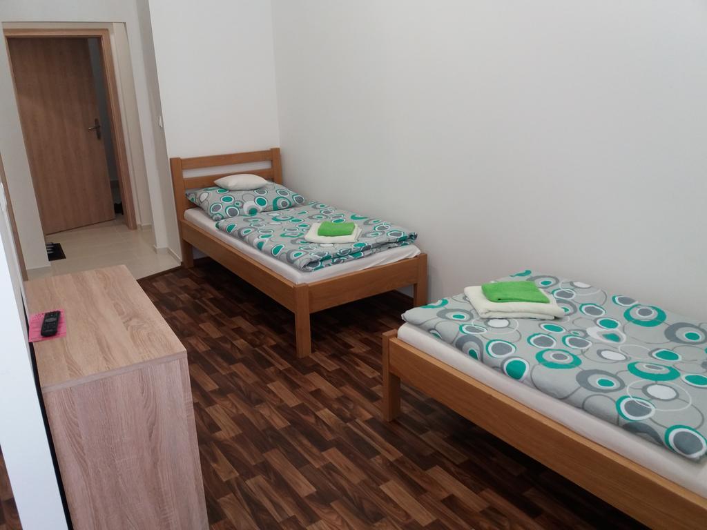 Penzion a wellness U Třeboňské madony Extérieur photo