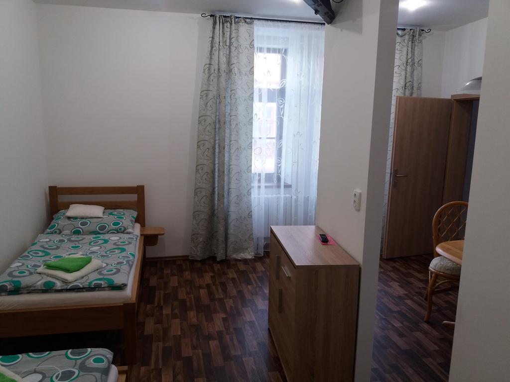 Penzion a wellness U Třeboňské madony Extérieur photo